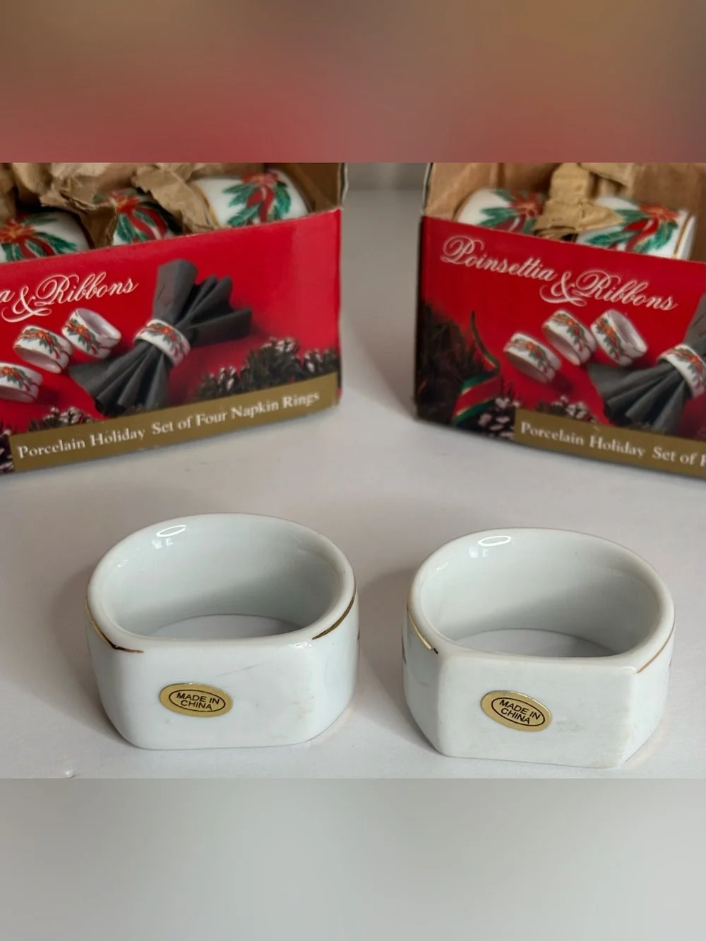HOLIDAY POINSETTIAS IN RIBBON NAPKIN RINGS (VINTAGE SET OF 8)